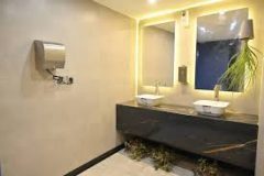 مرمت و بهسازی ۲۱۰ چشمه سرویس بهداشتی در منطقه یک