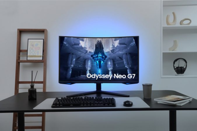 بررسی مانیتور گیمینگ Odyssey Neo G7 سامسونگ: سفری به قلب بازی‌ها