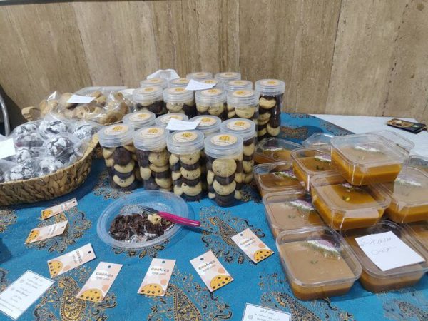 نمایشگاه دست‌آفریده‌های بانوان سرپرست خانوار منطقه۸ برپا شد