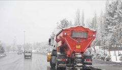 برف روبی قبله تهران در بارش برف