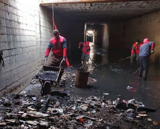 ۱۵ تن زباله از مسیل خاور جمع‌آوری شد