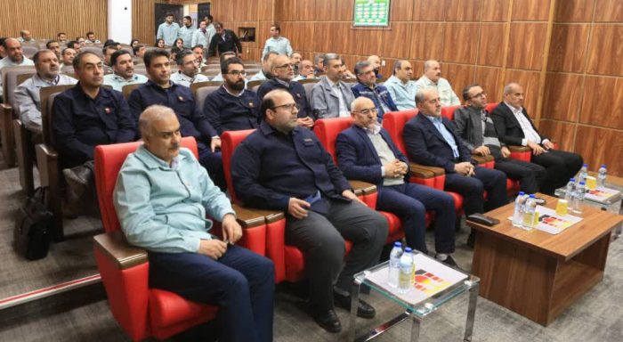 هیات مدیره فولاد خوزستان از خطوط تولید، طرح‌ها و پروژه‌های در دست اجرا بازدید نمودند