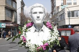 آیین رونمایی از ۱۴ سردیس شهدای شاخص محلات منطقه ۱۶ برگزار شد