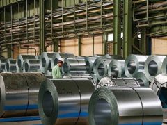 کاهش ۹۰۰ میلیون دلاری ارزش صادرات فولاد ایران/ تشدید روند نزولی صادرات زنجیره فولاد