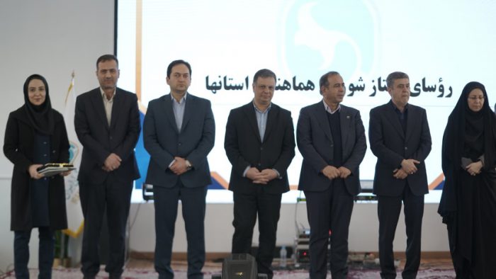 تقدیر از راهبر میز بیمه‌های اتومبیل پژوهشكده بیمه در پنجاه و نهمین سالروز تاسیس سندیكای بیمه‌گران ایران