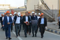 امین نژاد:طرح تبدیل متانول آپادانا به بنزین، باید به جدیت دنبال شود/فخرایی: اولین پکیج صادراتی ۴۰ هزارتنی آپادانا بارگیری می‌شود