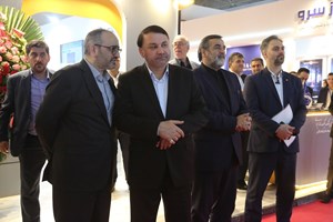 بازدید دکتر ابراهیمی از غرفه شرکت‌های تابعه بانک سپه در نمایشگاه ایران اکسپو ۲۰۲۵