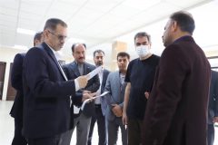 رئیس کل بیمه مرکزی ۹ شعبه شرکت‌های بیمه اهواز را غافلگیر کرد