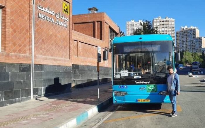 ورود اتوبوس‌های جدید به ناوگان حمل‌ونقل عمومی منطقه ۲