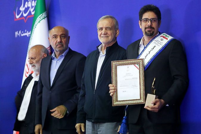 در ارزیابی وزارت کار، گروه‌کاری شرکت توسعه آهن و فولاد گل‌گهر به عنوان «گروه کار نمونه ملی» انتخاب شد