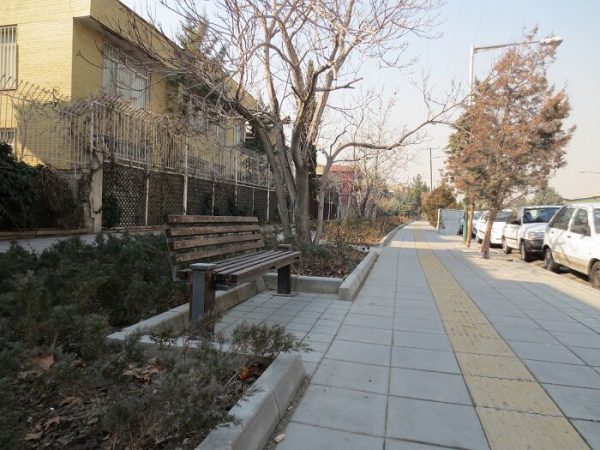 معابر سعادت‌آباد و ستارخان مناسب‌سازی می‌شود/ تسهیل درتردد افراد کم توان درمعابر سعادت‌آباد و ستارخان