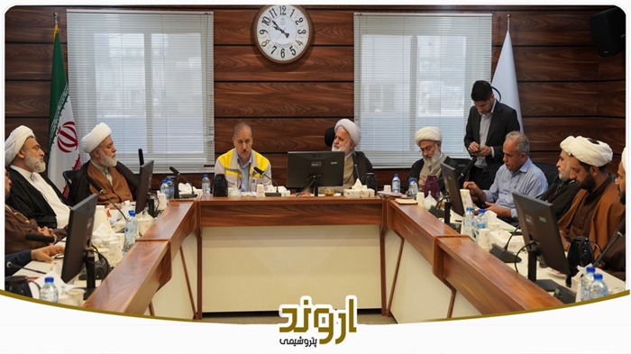 نشست تخصصی ستاد اقامه نماز شرکت‌های پتروشیمی کشور در پتروشیمی اروند برگزار شد