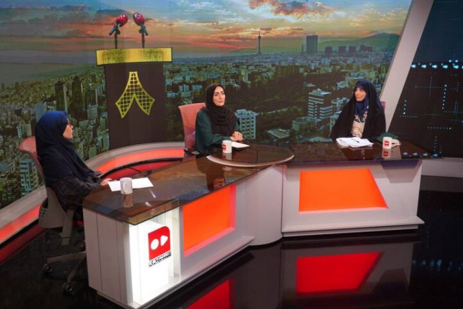 پاسخگویی شهردار منطقه ۸ تهران به مطالبات شهروندان در برنامه اینترنتی “تریبون آزاد شهری”