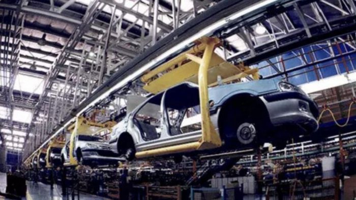 خودروسازان به ارتقای ایمنی و استحکام بدنه خودرو‌ها توجه ویژه کنند