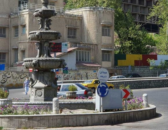 احداث پیاده‌راه دربند-سربند به مساحت ۳۰۰۰ متر مربع