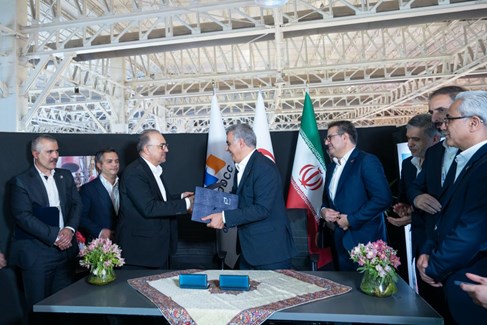 انعقاد تفاهمنامه همکاری میان شرکت پترو ایران و شرکت طراحی و ساختمان نفت