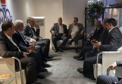 بازدید مدیرعامل شرکت نفت مناطق مرکزی ایران از نمایشگاه بیست و‌ نهم نفت