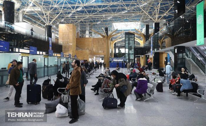 ساماندهی ۱۴۵ فرد در راه مانده در پایانه‌های مسافربری شهر تهران