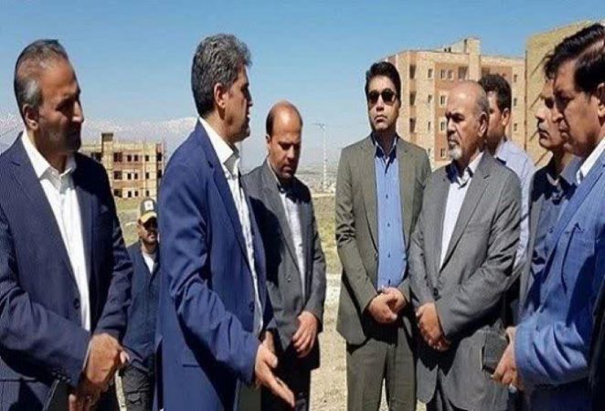 عامل وزارت راه و شهرسازی و بانک مسکن، نقطه عطفی در تحقق اهداف نهضت ملی مسکن/عملکرد مطلوب بانک مسکن در پاسخگویی به مشکلات متقاضیان نهضت ملی/رفع مشکلات در مسیر توسعه نهضت ملی الیگودرز با هدایت وزارت راه و شهرسازی و همت بانک مسکن