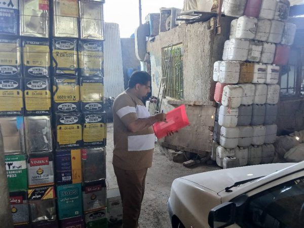 پایان فعالیت ۱۲۰واحد صنفی مزاحم به منظور آرامش شهروندان منطقه ۱۹