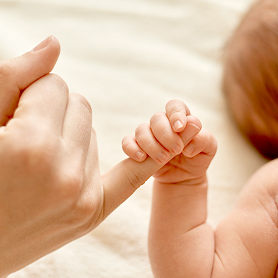 پرداخت ۳۸۸ میلیارد ریال تسهیلات قرض‌الحسنه فرزندآوری توسط بانک اقتصادنوین