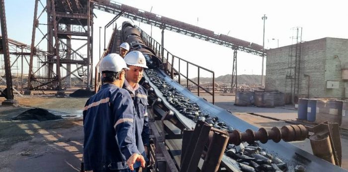 بازدید مدیرعامل شرکت صبا فولاد خلیج فارس از روند تولید/قدردانی از تلاش‌ و تعهد کارکنان به رونق تولید در شرایط سخت