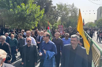 حضور خانواده بزرگ بیمه البرز در آیین تشییع شهدای اقتدار ایران