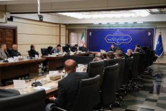 ایران با اتکا به توان داخل و همت فرزندان میهن بر دشمن متجاوز غلبه کرد