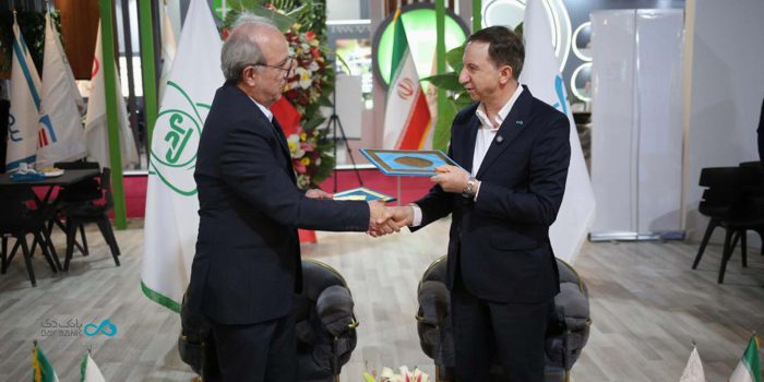 انعقاد تفاهم‌نامه همکاری میان بانک دی و شرکت درمانی متد