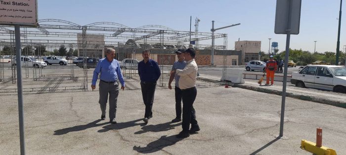 بازدید روسای ادارات معاونت خدمات شهری منطقه١٢ از مرقد مطهر