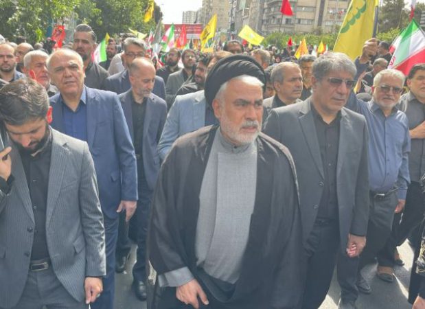 حضور مدیرعامل و کارکنان موسسه اعتباری ملل در مراسم تشییع شهدای اقتدار ملی