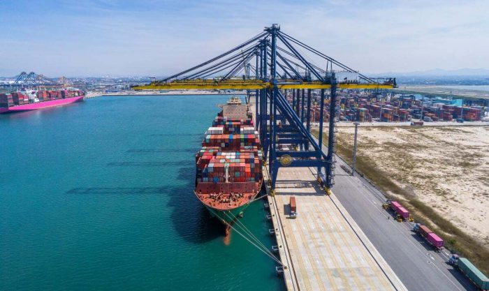 منطقه خلیج فارس مشمول بیمه شرایط جنگی نشد/تأثیر مستقیم هزینه حمل دریایی بر قیمت تمام شده کالا