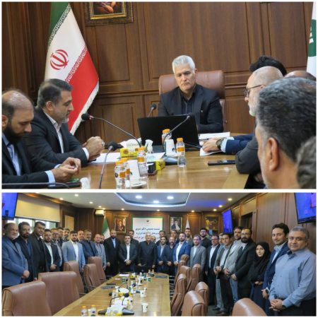 به مناسبت روز حراست؛ نشست صمیمی دکتر بهزاد شیری مدیرعامل با مدیر امور و کارکنان حراست پست بانک ایران برگزار شد