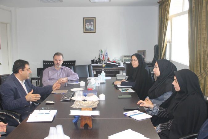 نشست مشترک رئیس و مدیران پژوهشکده بیمه و موسسه پژوهش و برنامه ریزی آموزش عالی برگزار شد