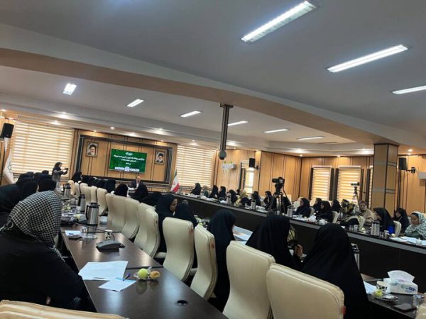 گردهمایی ۱۱۰ کنشگر اجتماعی منطقه ۸ در ویژه برنامه “مام میهن”