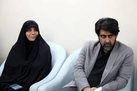 ادای احترام به شهید رسانه‌ای نیما رجب‌پور