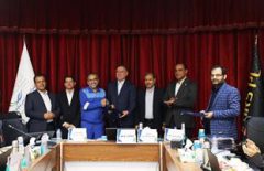 تقدیر از فرمانده ارشد کمیته شرایط اضطراری منطقه پارس با حضور معاون وزیر نفت و استاندار بوشهر