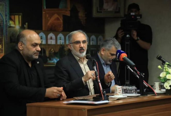 نشست صمیمانه مدیرعامل بانک مسکن با روسای شعب اصفهان / پیگیر رفع دغدغه های همکاران هستیم