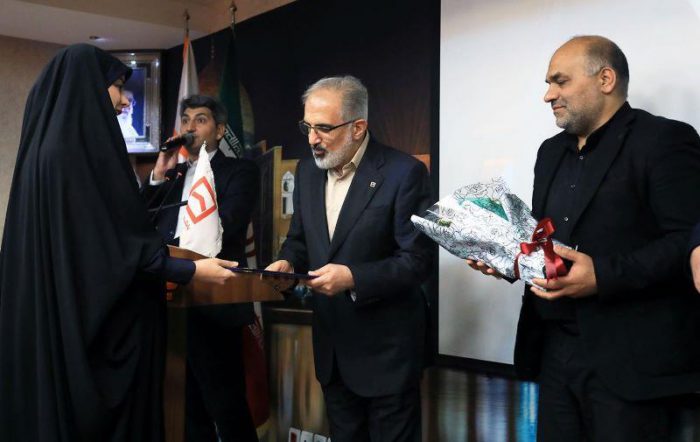 تقدیر مدیرعامل بانک مسکن از تلاش خبرنگاران در عرصه اطلاع رسانی/ تاکید بر نقش حیاتی خبرنگاران در آگاهی بخشی عمومی