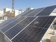 روند احداث نیروگاه خورشیدی ۱۰کیلوواتی در منطقه ۴ رصد شد/ تشریح آخرین اقدامات حوزه خدمات شهری در منطقه ۴