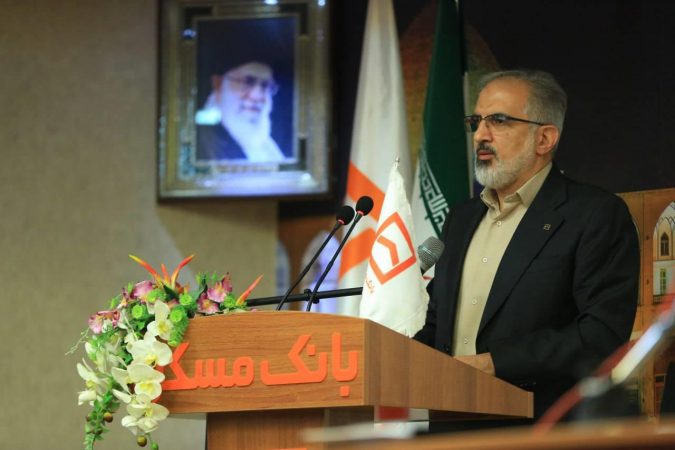 معرفی مدیر جدید شعب بانک مسکن استان اصفهان/ ظرفیت گسترده خدمت‌رسانی بانک مسکن به مشتریان