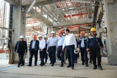 بازدید معاونان گروه صنایع پتروشیمی خلیج فارس از پتروشیمی کارون و بررسی روند اجرای پروژه‌ها و تولید