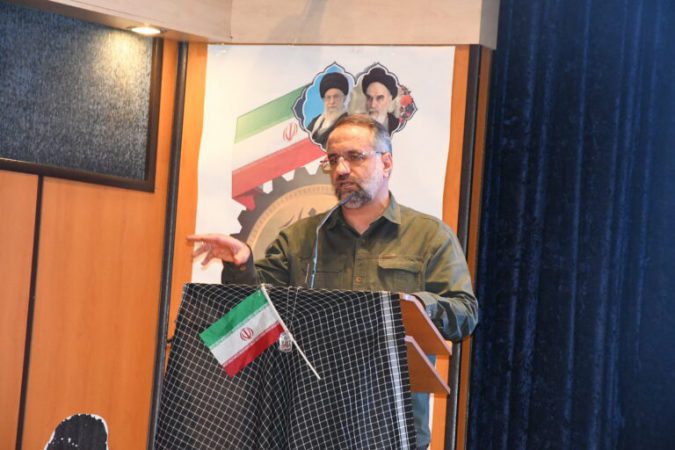 فرمانده مرکزمقاومت بسیج وزارت نفت : وزارت نفت خط مقدم اقتصاد و تولید کشور است