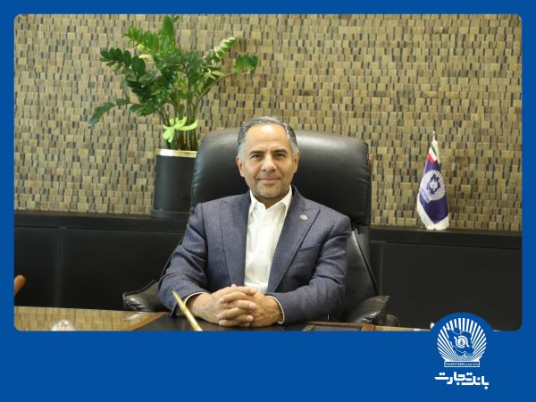 ستاره ای بدرخشید و ماه مجلس شد