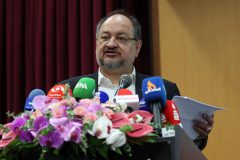 رسالت هلدینگ خلیج‌فارس، خلق آینده صنعت پتروشیمی ایران است / قاچاق مواد پلیمری چالش جدی صنعت پتروشیمی کشور/ باید به سمت طراحی نسل آینده مواد پلیمری دوستدار محیط‌زیست برویم