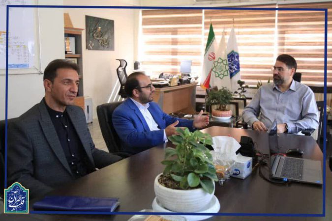 بازدید تیم ارزیاب تکریم ارباب رجوع مرکز نوسازی و تحول اداری شهرداری تهران از منطقه ۱۲