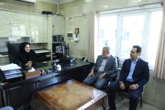 بازدید شهردار منطقه ۱۲ از دفاتر خدمات الکترونیک نواحی شش گانه