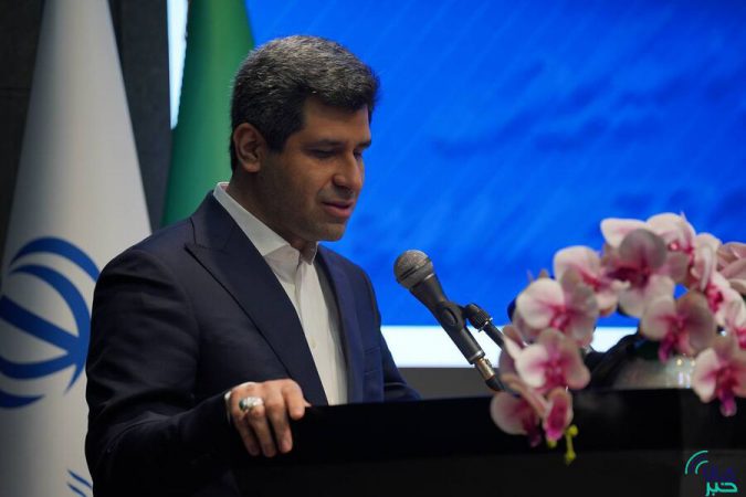 با اعتماد مردم از معامله ۲ کیلوگرم طلا به بازار ۳ میلیارد دلاری طلا در بورس رسیدیم/ با سرمایه مردم، انقلابی در توسعه معادن رقم می‌زنیم/ اوراق سلف ارزی، دلارهای خانگی را به خدمت تولید درمی آورد