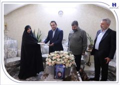 بانک صادرات ایران با تقدیم ۹۶ شهید نماد ایستادگی در کنار مردم است / آغاز افتخارآمیز تدوین تاریخ شفاهی شهدای بانک صادرات ایران