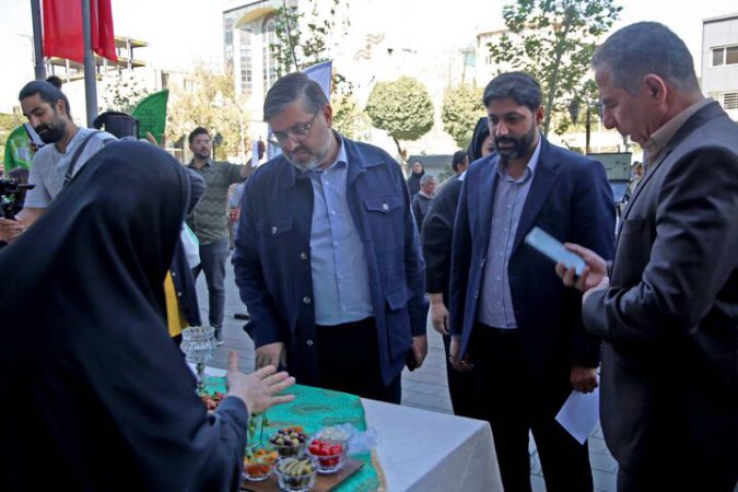 برپایی جشنواره غذاهای سنتی و آیین‌های بومی در منطقه ۷